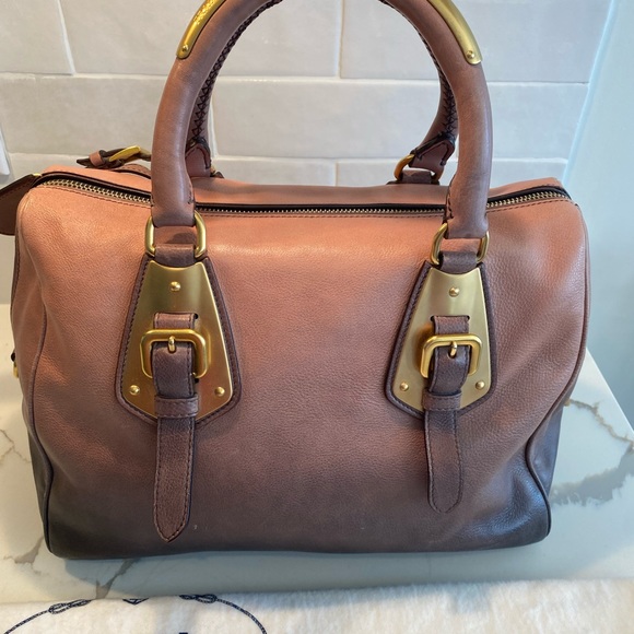 Authentic Prada handbag - Picture 5 of 9